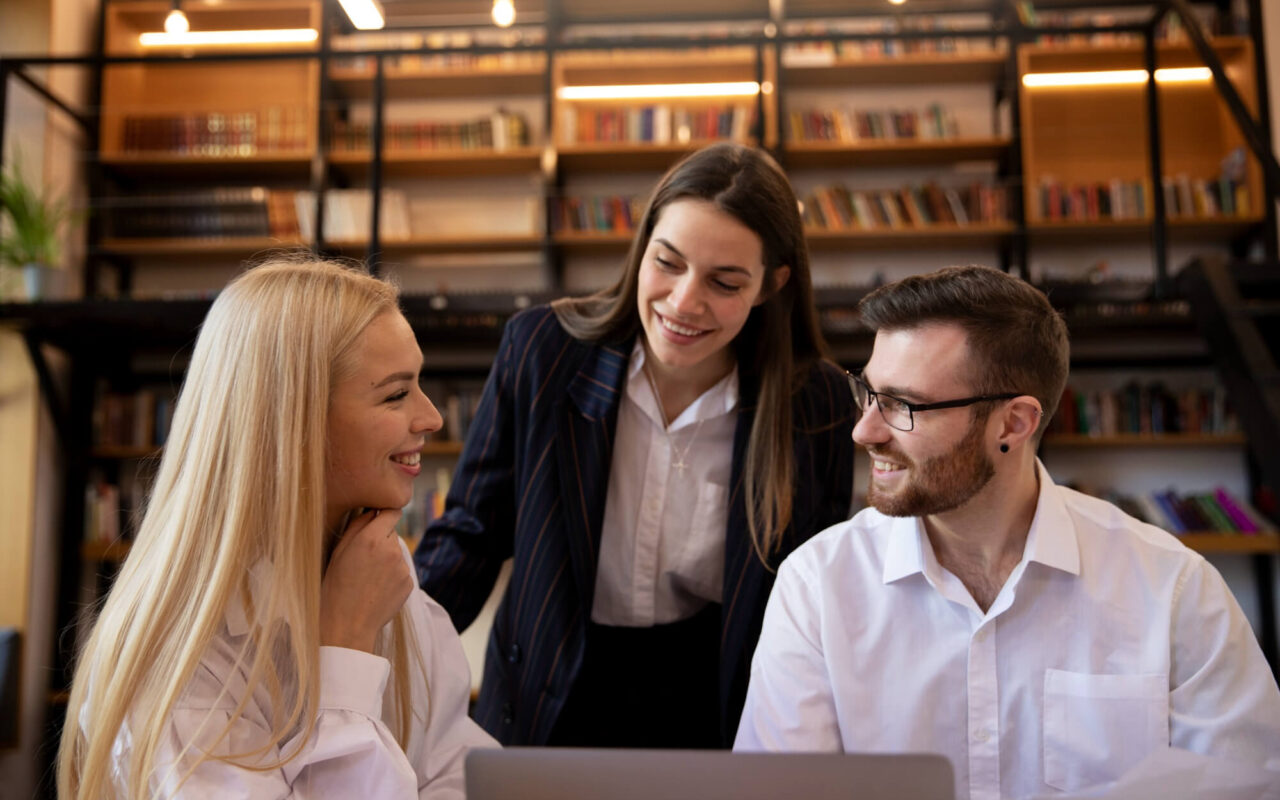 Фасилітація для компаній та команд | IN-Person Corporate