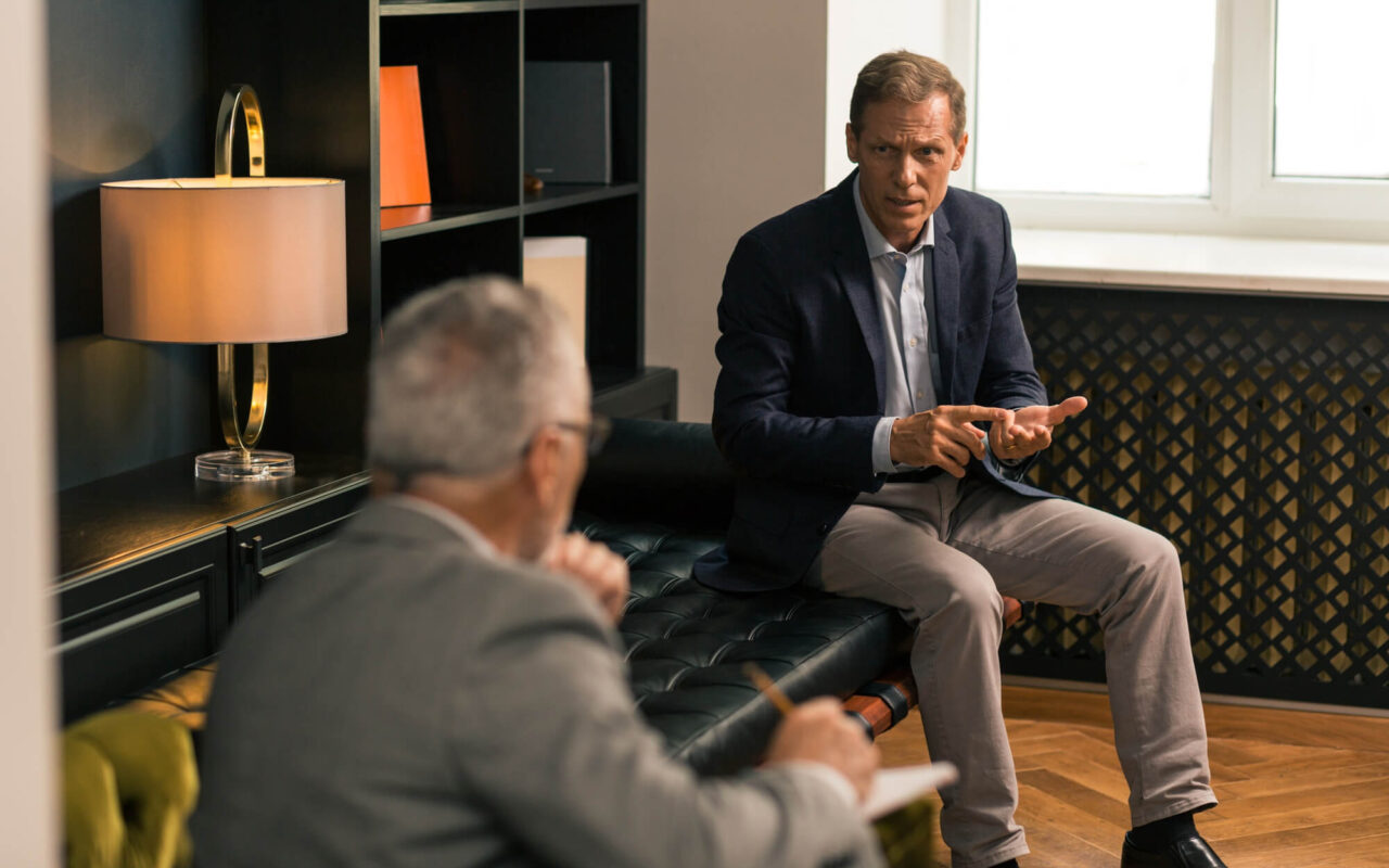 Управлінські консультації у критичних ситуаціях | IN-Person Corporate